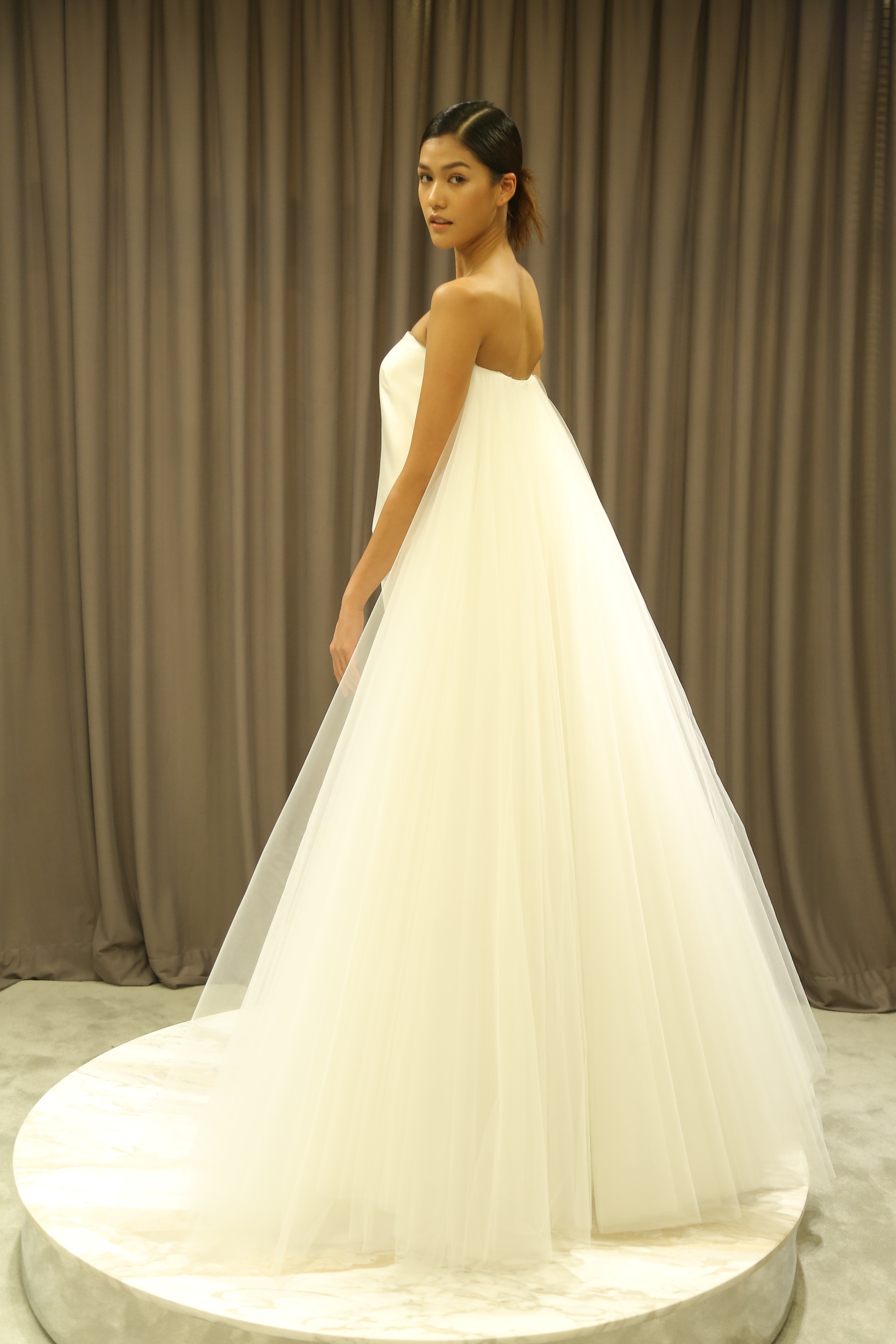 23.  White Asava