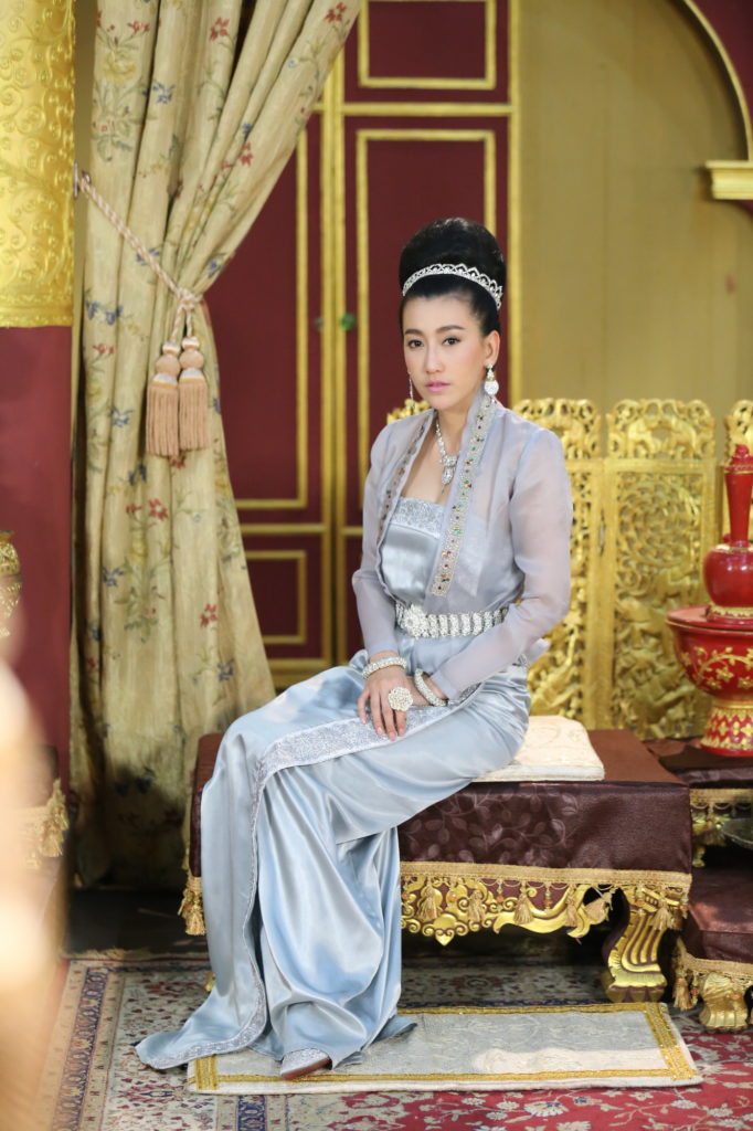เพลิงพระนาง เจ้านางริมบึง
