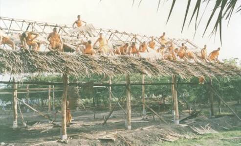 การก่อสร้างโรงเรียนพระปริยัติธรรม วัดพระธรรมกายในยุคแรกๆ