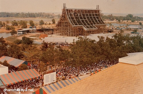 การก่อสร้างอุโบสถวัดพระธรรมกาย