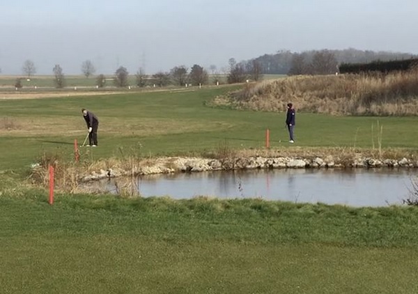 golf-ice