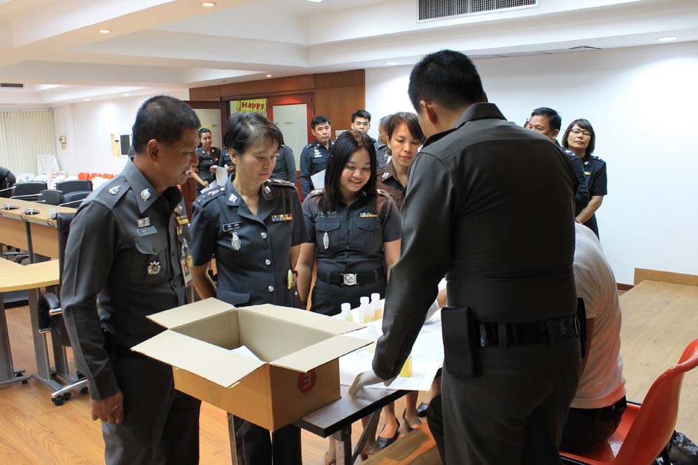 ตรวจฉี่2