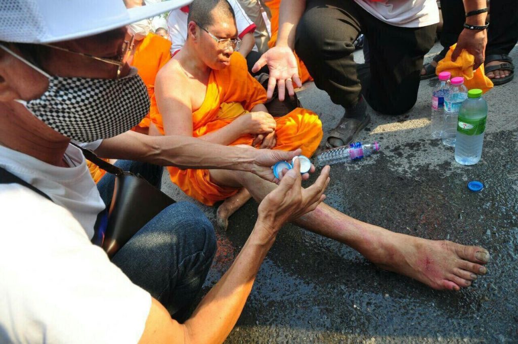 พระบาดเจ็บ