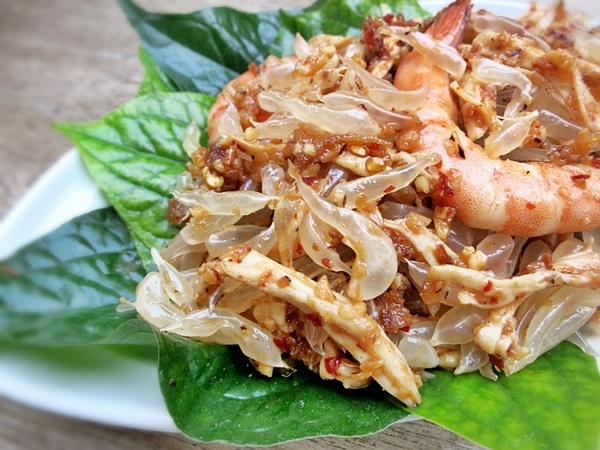 ยำส้มโอ