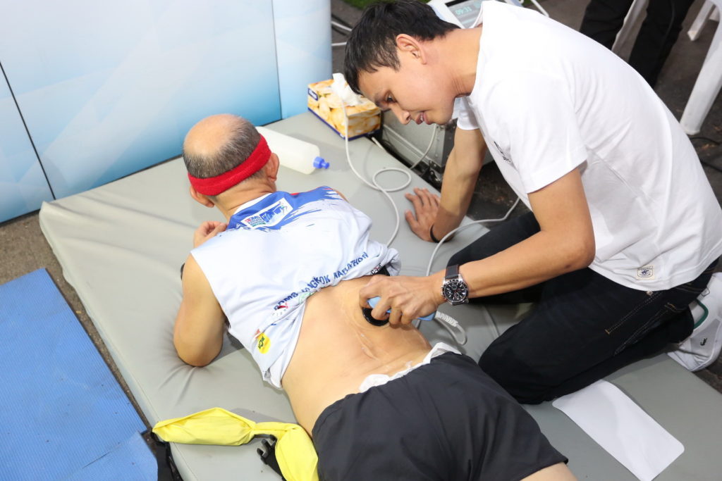 รับบริการตรวจสุขภาพที่บูธ N Health