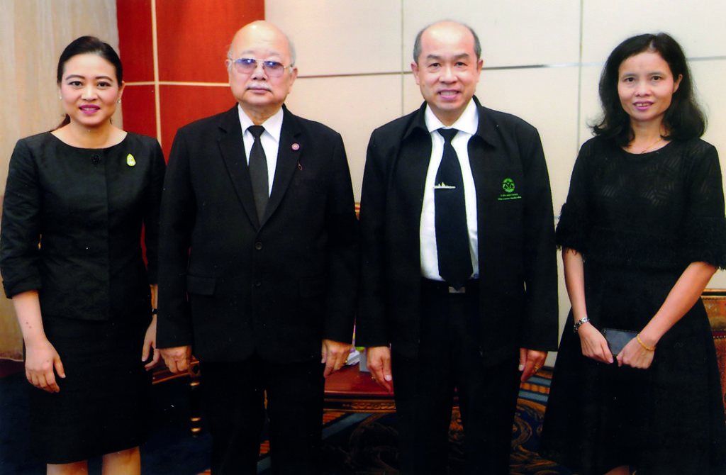 อบรม - รวีวรรณ ภูริเดช เลขาธิการสำนักงานนโยบายและแผนทรัพยากรธรรมชาติและสิ่งแวดล้อม เป็นประธานเปิดงานอบรมข้าราชการและเจ้าหน้าที่ในหัวข้อ “แนวทางในการจัดการความขัดแย้งระหว่างผลประโยชน์ส่วนตนและผลประโยชน์ส่วนรวม (Conflict of Interest : COl)” โดยมี กล้านรงค์ จันทิก สมาชิกสภานิติบัญญัติแห่งชาติ มาเป็นวิทยากรในงาน ณ ห้องพาโนรามา 1 โรงแรมดิ เอมเมอรัลด์ เมื่อเร็วๆ นี้