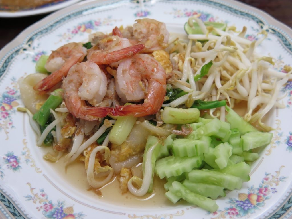 ก๋วยเตี๋ยวผัดน้ำกุ้ง