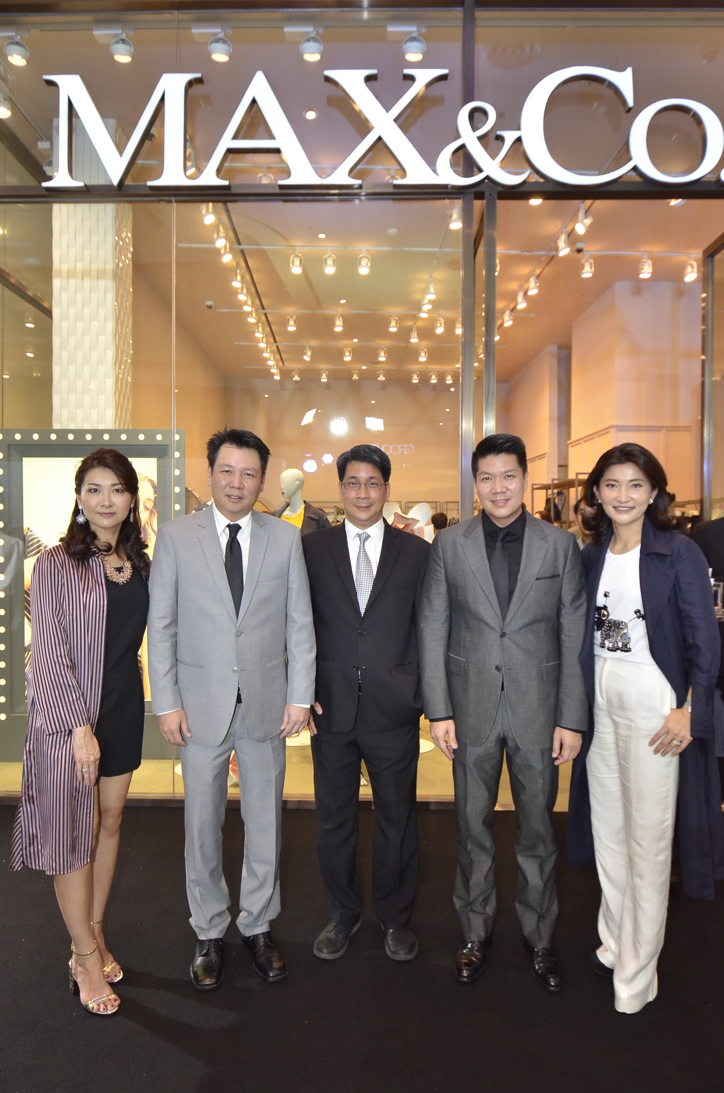 ผู้บริหารแปซิฟิกา กรุ๊ป นรินทร-ประเสริฐ เลวิจันทร์, วชิรนันท์ ศุภกาญจน์, โอภาส-โศภนา เลวิจันท