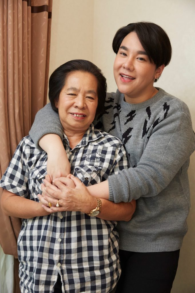 ดีเจบุ๊คโกะ (1)