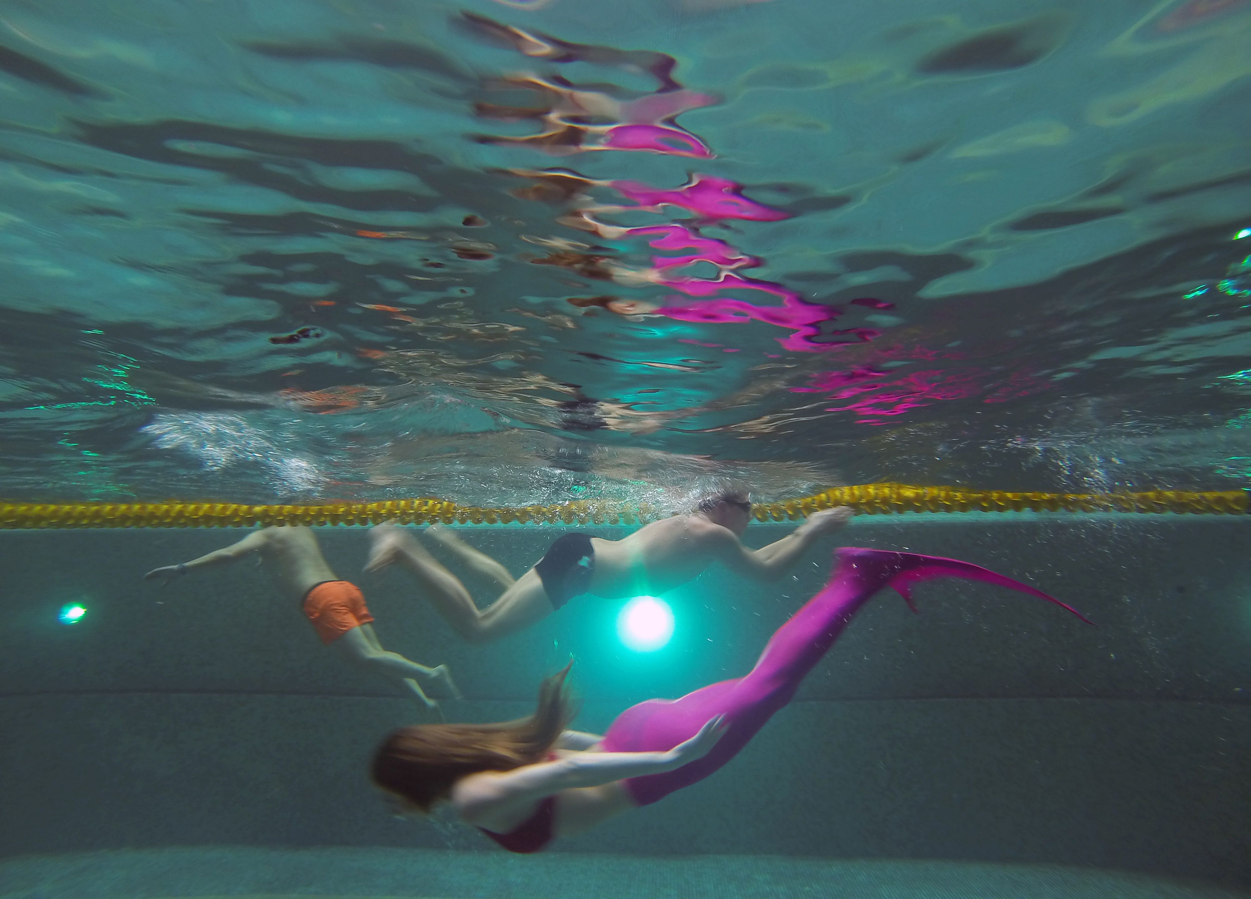 RUSSIA-LIFESTYLE-FITNESS-MERMAIDS-OFFBEAT