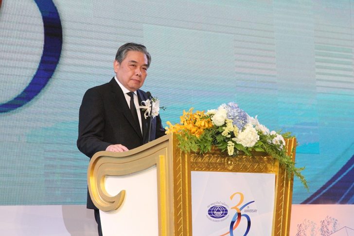 นายอภิศักดิ์ ตันติวรวงศ์