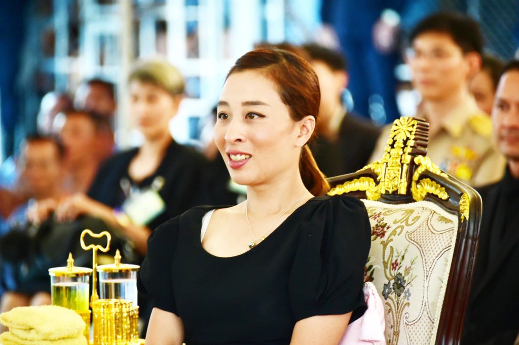 พระองค์ภา2