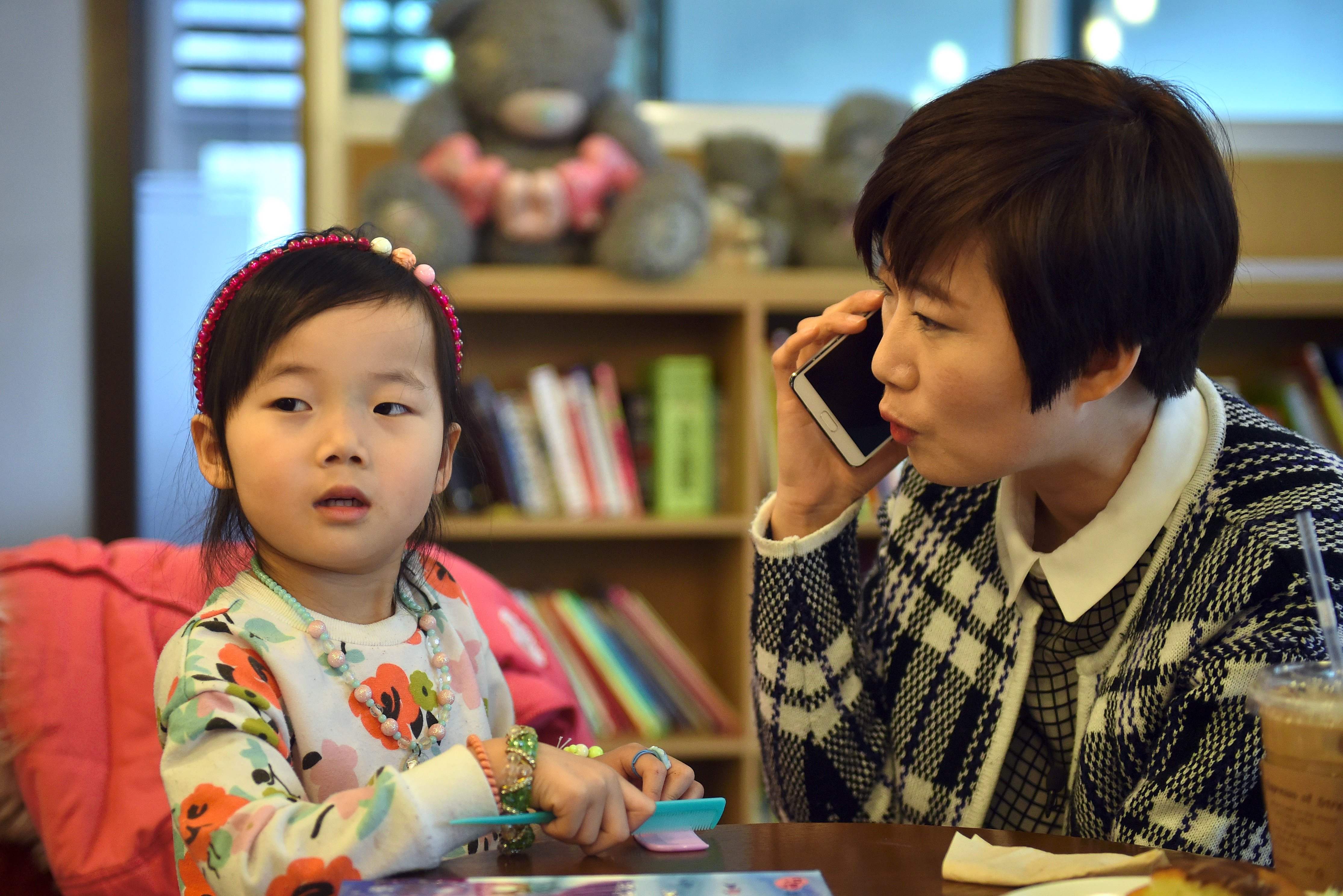 SKOREA-GENDER-SOCIETY-POPULATION