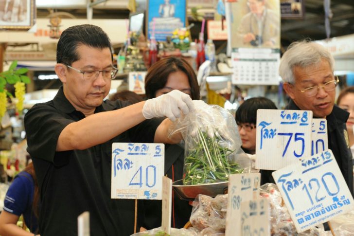 นายธีรภัทร-ตรวจตลาดสด