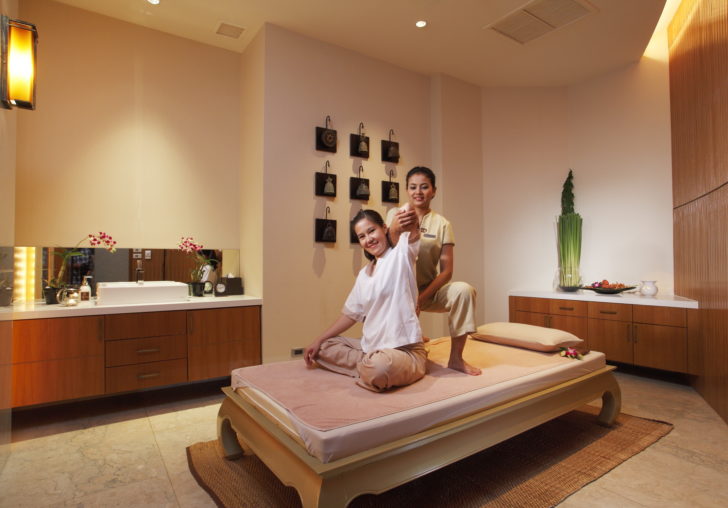Royal Thai Massage at Spa Cenvaree, Centara Grand at CentralWorld 01