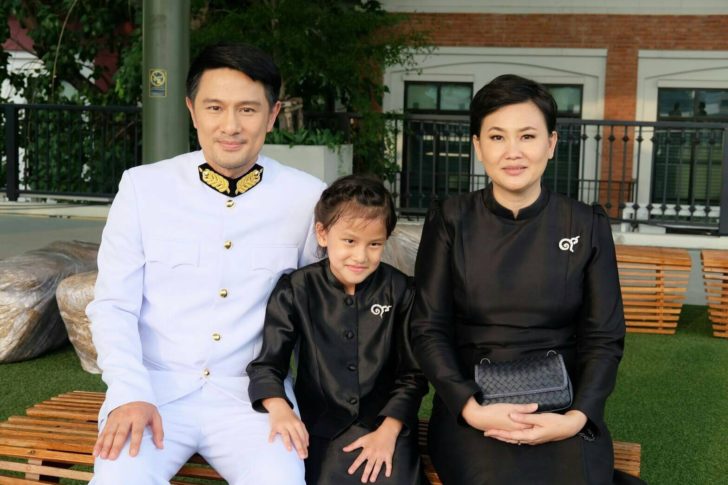 วุธ