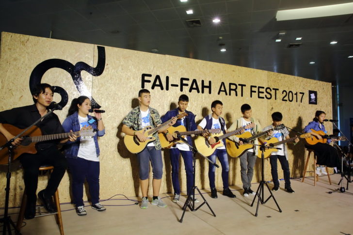 02 ครูวรนันท์ ในงาน TMB FAI-FAH Art Fest