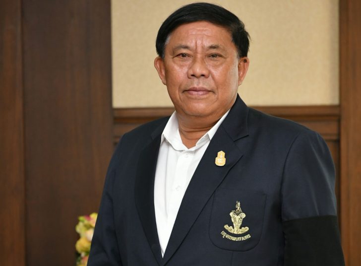 พล.ต.อ.อัศวิน ขวัญเมือง