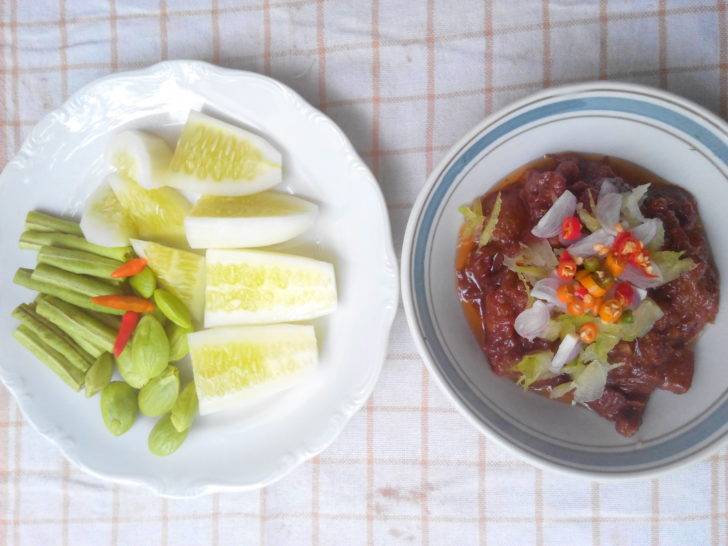 ข้าวคลุกกะปิ