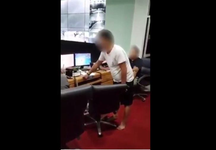นายดาบเมาค้าง