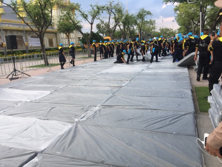 ปูพื้นยาง1