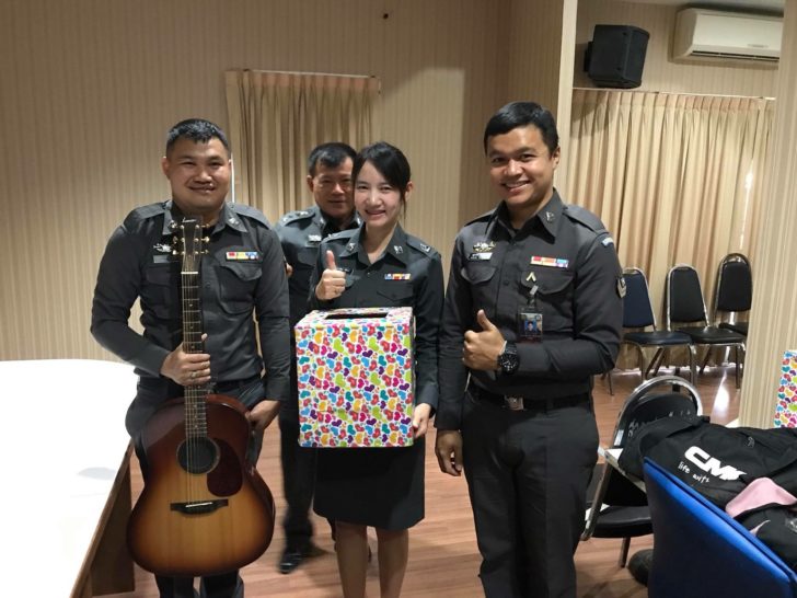 2 ตำรวจ
