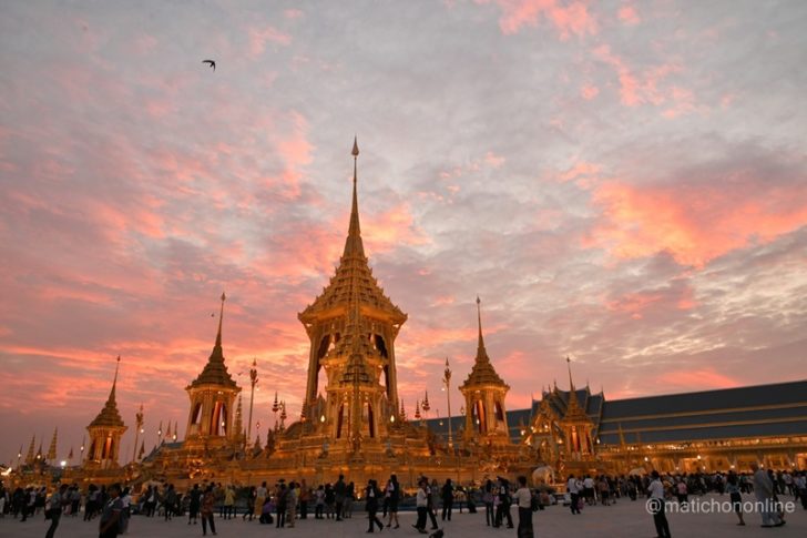 พระเมรุมาศก่อนค่ำ_๑๗๑๑๐๒_0002