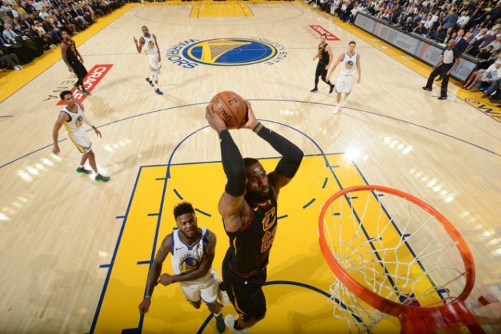 Cleveland Cavaliers v Golden State Warriors