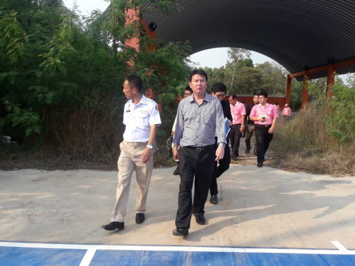 ผู้ว่าฉะเชิงเทราตรวจสนามกีฬาบางคล้า