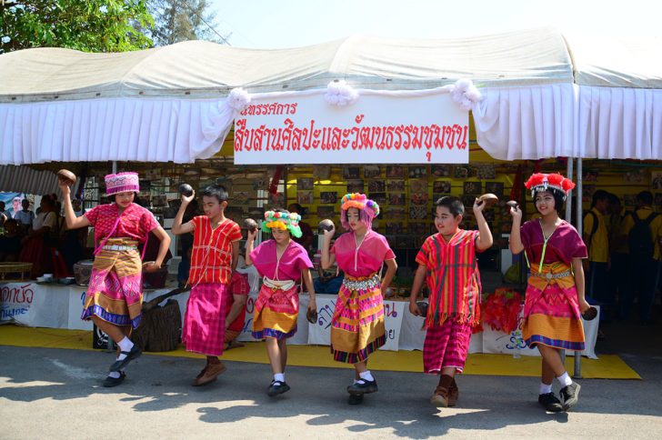 สืบสานประเพณี