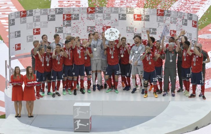FBL-GER-BUNDESLIGA-BAYERN-MUNICH-STUTTGART