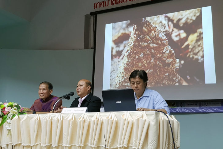 คณะผู้แถลงข่าว