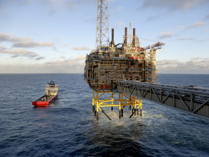 FILE PHOTO: Oil and gas company Statoil gas processing and CO2 removal platform Sleipner T is pictured in the offshore near the Stavanger