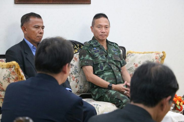 ทหาร
