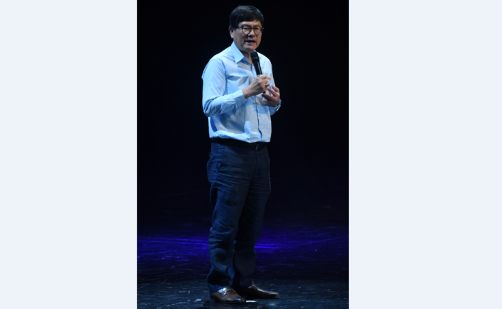 อเนก2