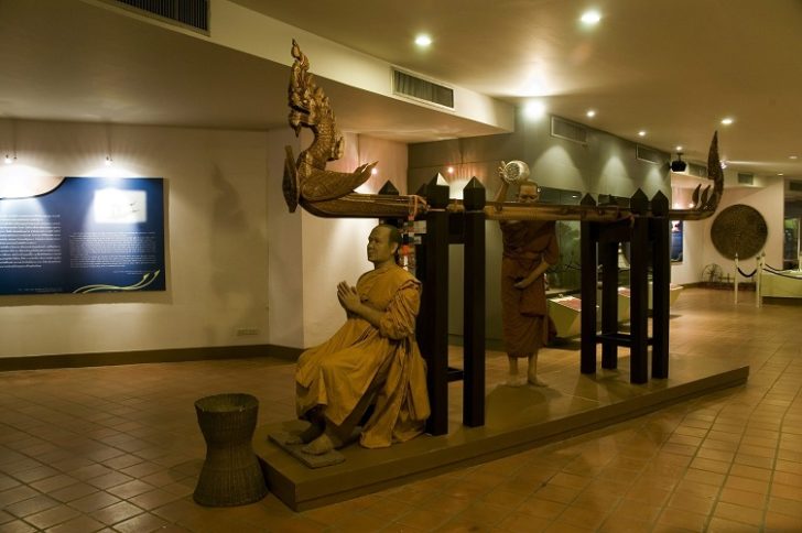 โฮงมูนมังเมือง