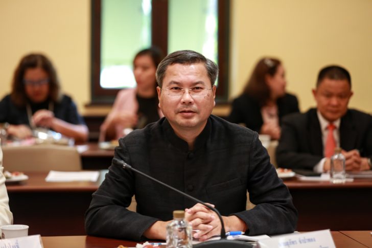 สุภัทร จำปาทอง