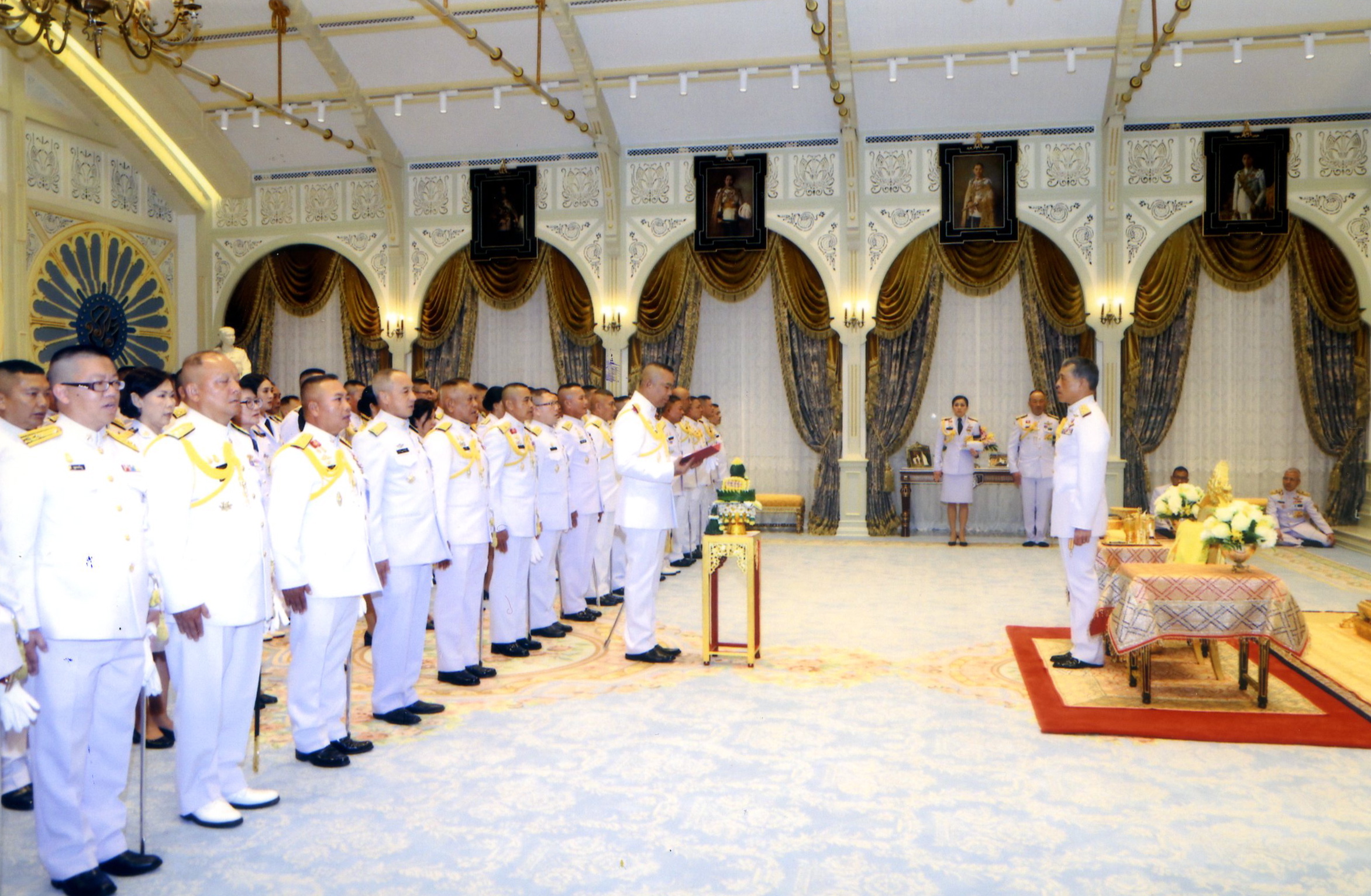 สมเด็จพระเจ้าอยู่หัว