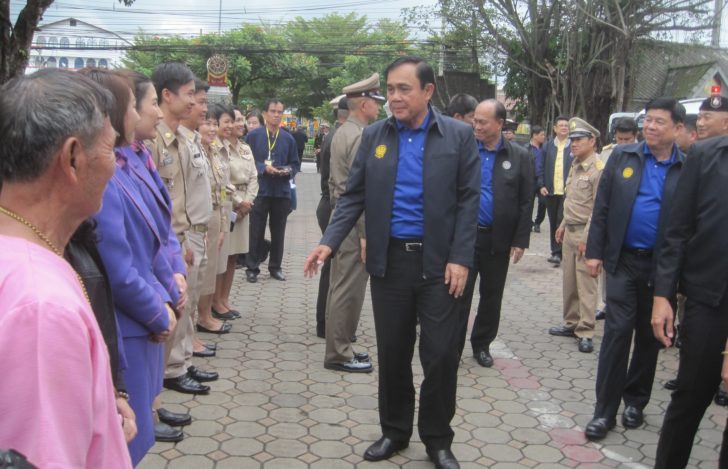 บิ๊กตู่-ลำพูน1