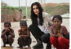 ‘ปู ไปรยา’ ลงพื้นที่เยี่ยมค่ายผู้ลี้ภัย บอกเล่าความสูญเสียของชาวโรฮิงญา ที่บังคลาเทศ