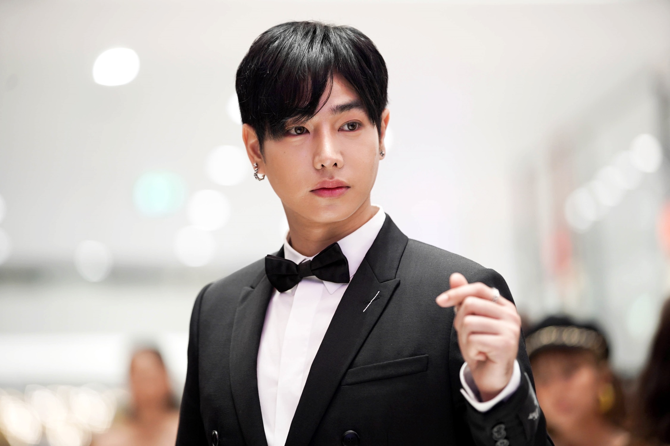 เป๊ก-ผลิตโชค อายนบุตร