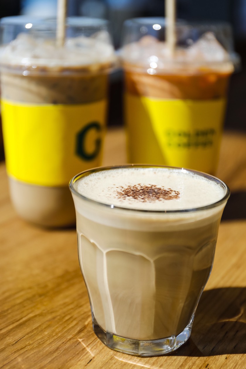 “โกลเด้น คอฟฟี่" (Golden Coffee)