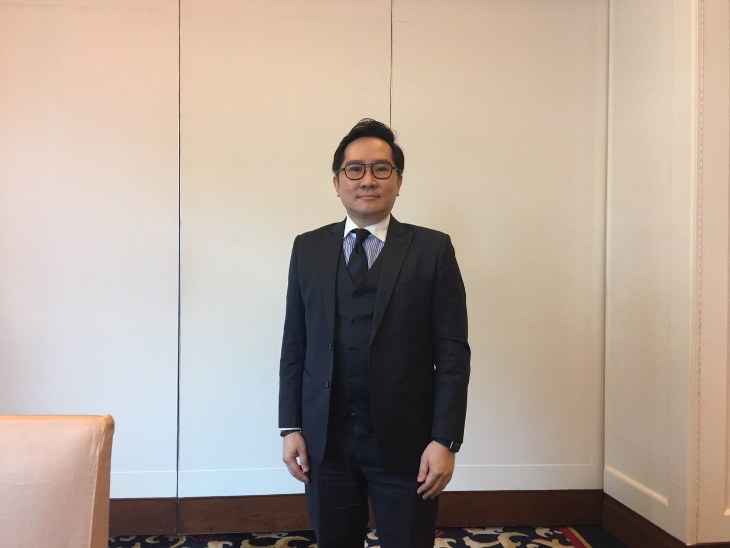 นายธนวัฒน์ วันสม ประธานกรรมการผู้บริหารบริษัท TW Investment Group อดีตผู้ถือลิขสิทธิ์การจัดการประกวดมิสยูนิเวิร์ส ปี 2018