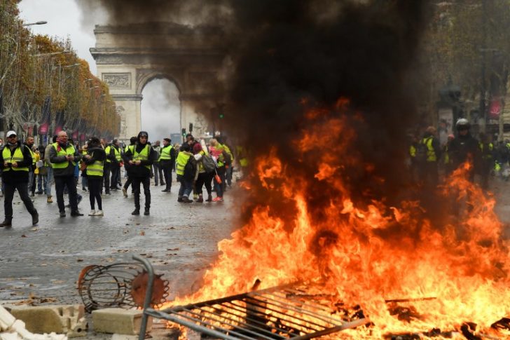 FRANCE-SOCIAL-POLITICS-ENVIRONMENT-OIL-DEMO