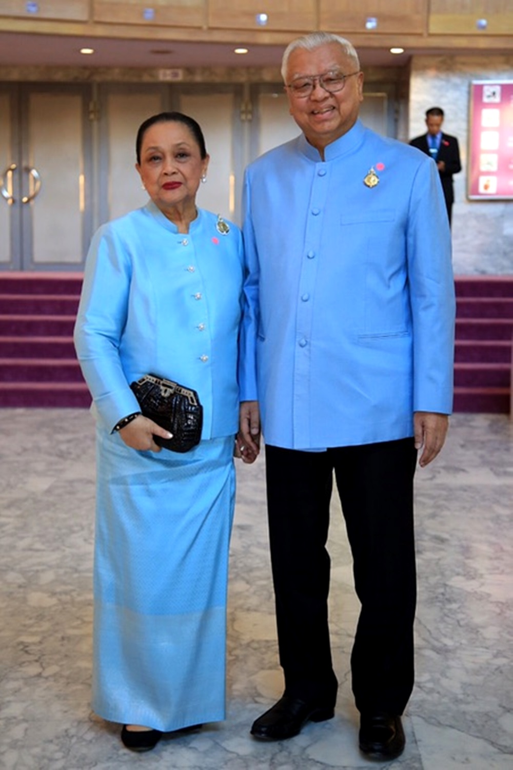ท่านผู้หญิง อรนุช อิศรางกูร ณ อยุธยา - จิรายุ อิศรางกูร ณ อยุธยา องคมนตรี