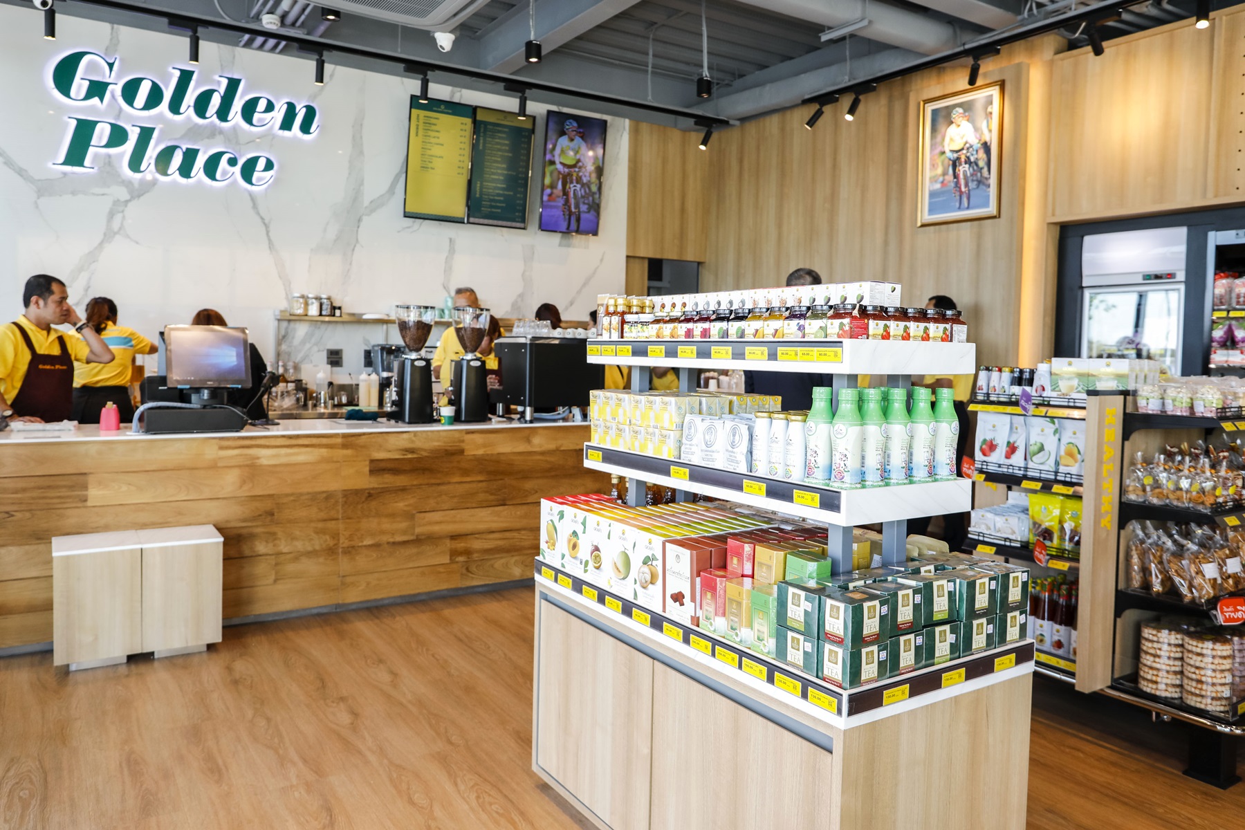 ร้านโกลเด้น เพลช สาขาเจริญสุขมงคลจิต 1