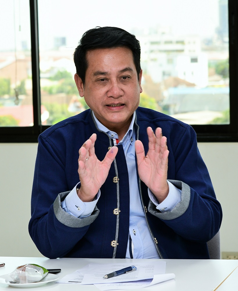 นายอภิวัฒน์ ทับทิมโต