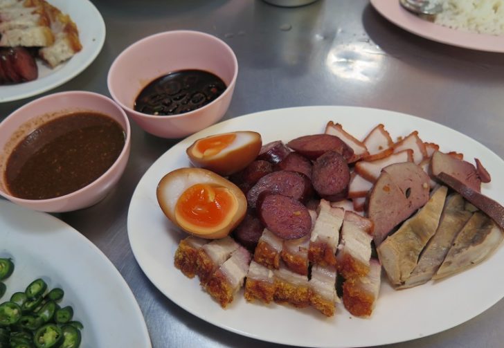 09NaiHui สั่งเครื่องหมูแดงเป็นเกาเหลา(ไม่ใส่ข้าว)