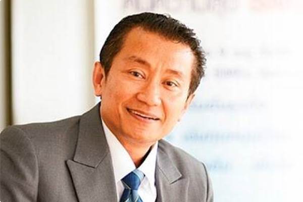 นายสุพจน์ อาวาส