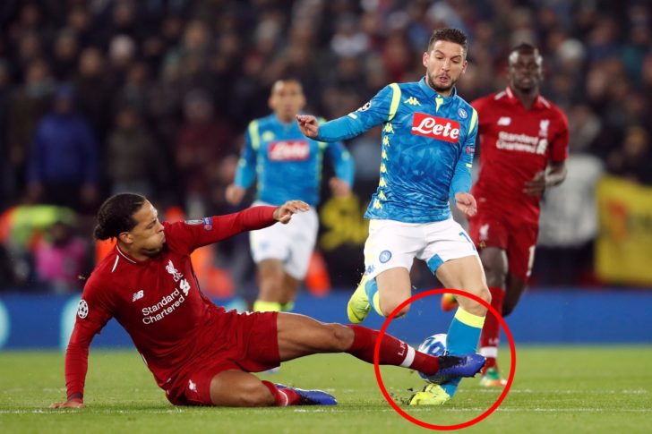 2018-12-11T210232Z_2136603999_RC155143F810_RTRMADP_3_SOCCER-CHAMPIONS-LIV-NAP+++++